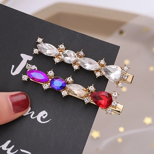 Pince à Cheveux Géométrique en Alliage avec Strass Barrette Latérale Élégante en Cristal Multicolore Bijoux de Mode Femme