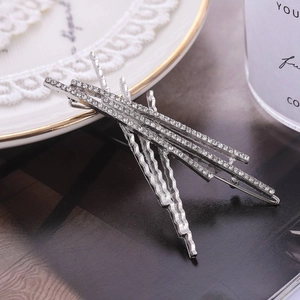 Geometrische mehrlagige Strass-Haarklammer in Silber mit Wellen- und Liniendesign