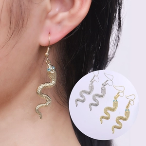 Vintage Snake Shape Alloy Hook Earrings With Rhinestone Eyes Punk Style Animal Design Earrings For Women Jewelry Gift
