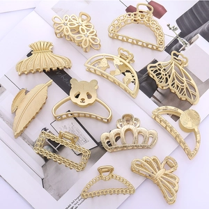 Pinze per Capelli Grandi in Lega Oro Opaco per Donna Fermaglio per Capelli in Metallo Traforato Farfalla Panda Accessori per Capelli Moda Geometrica
