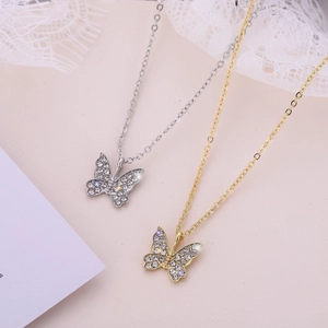 Elegante Schmetterlingskette in Gold und Silber mit Zirkonia-Besatz auf feiner Spitze