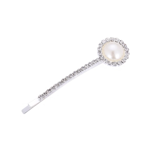 Elegant silver hair clip with pearls and crystal rhinestones in a heart floral design
