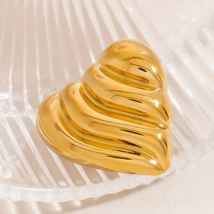 Golden heart-shaped ocean series brooch with unique 3D wavy ripple metal texture finish