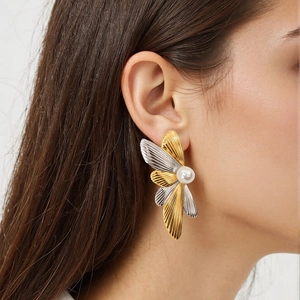 Exaggerated Flower Stud Earrings Gold Silver Plated Stainless Steel With Artificial Pearl Waterproof Hypoallergenic For Wedding Party Commute Women Jewelry