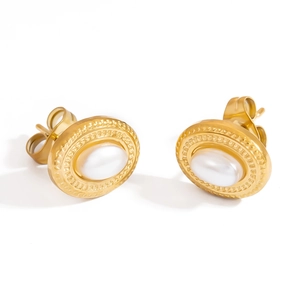 Vintage 18K gold plated stainless steel oval pearl stud earrings with beaded edges