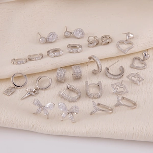 Boucles d'Oreilles en Argent Sterling 925 Vintage Français Pour Femmes Cœur Irrégulier Goutte d'Eau Asymétrique Strass Boucles d'Oreilles Bijoux