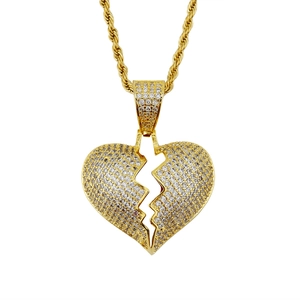 Collier hip hop avec pendentif cœur brisé doré et pierres de zircone cubique AAA pavées