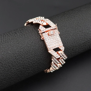 Bracciale Cuban Link da 20mm in oro rosa ghiacciato con strass scintillanti da uomo