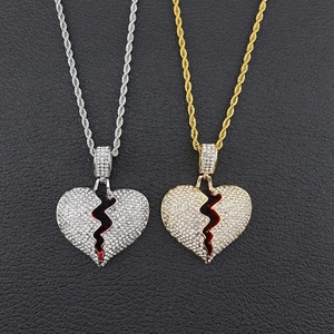 Hip Hop Broken Heart Pendant Necklace For Men Women Iced Out Rhinestone Alloy Heart Twisted Rope Chain Jewelry Gift
