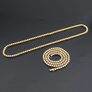 Set collana e bracciale tennis dorati da 5mm con zirconi cubici trasparenti rotondi