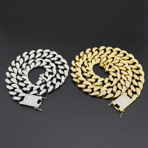 Heavy 20mm iced out Cuban link chain necklace in gold and silver hip hop style
