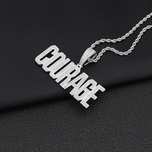 Collier hip hop avec pendentif lettres COURAGE serti de zircons et chaîne corde