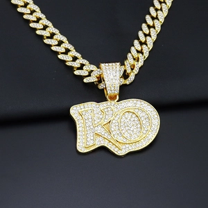 Hip Hop KO Buchstabe Anhänger Halskette Legierung Strass Pave Panzerkette Kordelkette Streetwear Mode Schmuck Geschenk