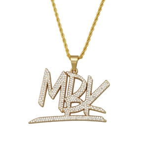 Collier hip hop avec pendentif lettre MBK plaqué or et diamants blancs étincelants