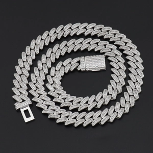 Chaîne cubaine hip hop 13mm sertie de zircons avec finition en argent étincelant
