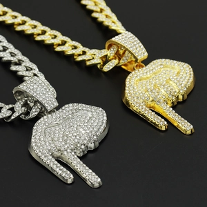 Collier cubain hip hop iced-out avec pendentif doigt d'honneur en or et argent