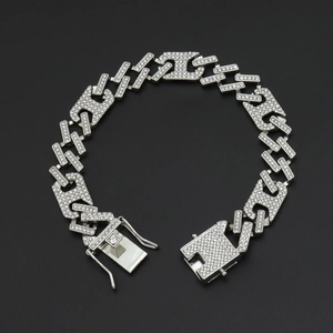 Bracelet cubain 11mm argenté style hip hop avec strass brillants et fermoir carré