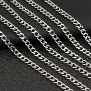 Sleek 3mm stainless steel curb chain necklaces for men in polished silver finish