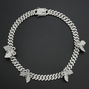 Collier Gourmette Papillon Hip Hop Entièrement Sertie Alliage Strass Pendentif Or Argent Or Rose Bijoux pour Femmes Fête