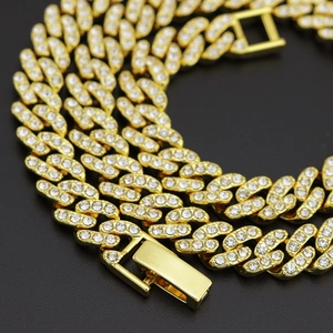 9mm goldene Miami Panzerarmband mit Vollbesatz aus Zirkonia und schwerem Kastenverschluss