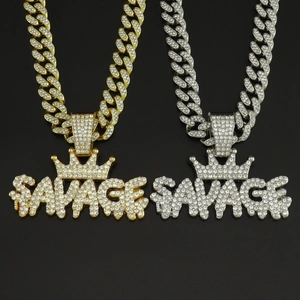 Luxus Hip Hop Krone SAVAGE Buchstaben Anhänger Halskette Für Herren Damen Legierung Iced Out Strass Schmuck Geschenk