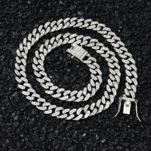 Collier Chaîne Cubaine Iced Out Alliage Strass Hip Hop Chaîne Pour Hommes Femmes Rappeurs Bijoux Tendance