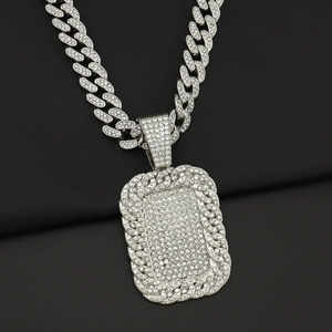 Collana a catena cubana Hip-Hop in argento con un grande ciondolo rettangolare ghiacciato da uomo