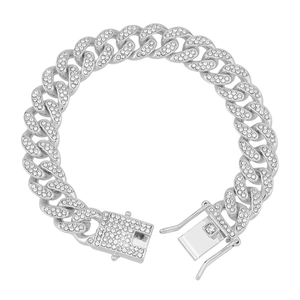 Vue détaillée du bracelet gourmette argenté avec strass brillants et fermoir à cliquet sûr