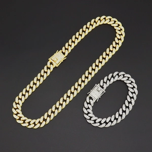 Ensemble collier et bracelet maille cubaine hip-hop avec fermoir papillon étincelant