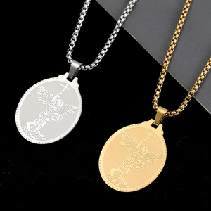 Collier Pendentif Archange Michel en Acier Inoxydable Médaille Ange Guerrier Bijoux Religieux Pour Hommes Femmes Gothique