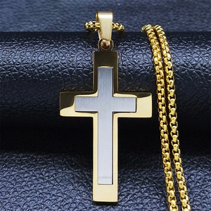 Collier croix bicolore en acier inoxydable pour homme avec chaîne box dorée et détails argent