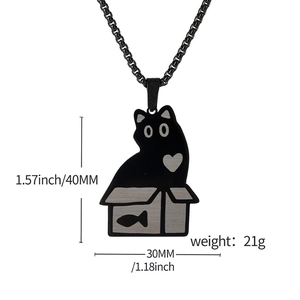 Détails du pendentif chat noir dans une boîte avec dimensions et poids du bijou