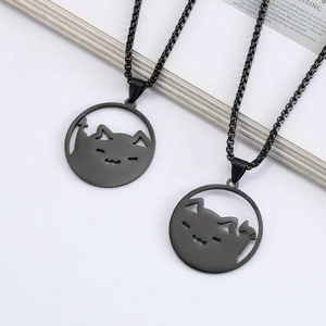 Schwarze Edelstahl Katzen Halsketten mit hohlem Fisch und Kreuz Anhänger Set