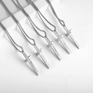 Minimalistische silberne Edelstahl-Kreuzanhänger-Halsketten mit inspirierenden Bibelsprüchen