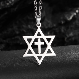 Collier avec pendentif étoile à six branches et croix en acier inoxydable poli