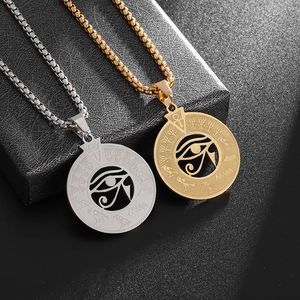 Collier Pendentif Œil d'Horus Égyptien Antique en Acier Inoxydable Rond Ajouré Ankh Hiéroglyphes Bijoux Cadeau Unisexe