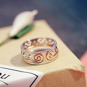 Two-tone silver and rose gold openwork ring with hollow cloud pattern design