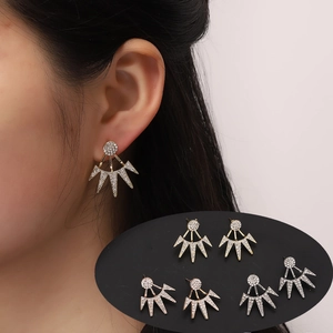 Boucles d'Oreilles Ear Jacket Rayonnantes en Strass Tendance Européenne pour Femme Alliage Tige en Acier Inoxydable