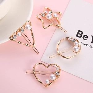 Pince à Cheveux Géométrique Dorée Élégante Künstliche Perle Alliage Strass Cœur Étoile Triangle Rond Barrettes Accessoires Cheveux Femmes Filles