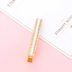 Barrette en Alliage Doré Élégante Avec Imitation Künstliche Perle Blanche Et Strass Pince Canard pour Femmes Mariage Fête Accessoires Cheveux