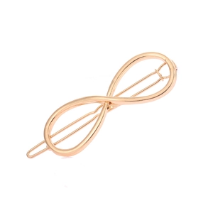 Détail de la pince à cheveux symbole infini en alliage or rose avec finition métal poli
