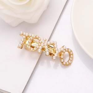 Mode Tokio Buchstaben Haarklammer Gold Legierung Weiße Kunstperlen Verzierte Seitenklammer Für Damen Eleganter Haarschmuck
