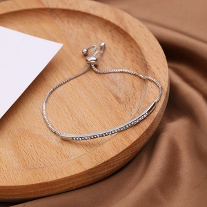 Silver adjustable crystal pull-string bracelet with sparkling white rhinestones