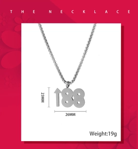 Détail du pendentif argenté 188 avec dimensions de 23 mm de hauteur et 26 mm de largeur