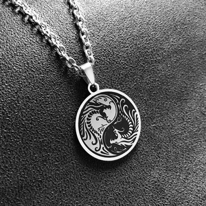 Collier en acier titane avec pendentif circulaire dragon tai chi yin yang sur chaîne O