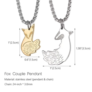 Détail des pendentifs couple renard et loup en or et acier avec dimensions indiquées