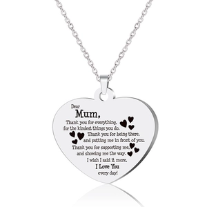 Collana con ciondolo a cuore lucido per mamma con poesia incisa e catena d'argento