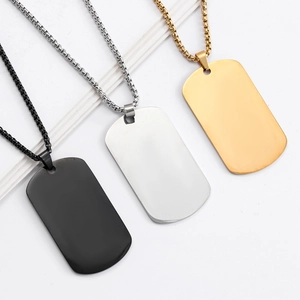 Collane con piastrine militari minimaliste in acciaio inossidabile nero, argento e oro