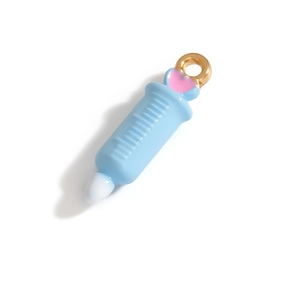 Pendentif seringue bleu clair avec cœur rose et anneau doré pour bijoux DIY