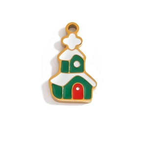 Detail eines Weihnachts-Hausanhängers mit Emaille-Inlay in vergoldetem Edelstahl